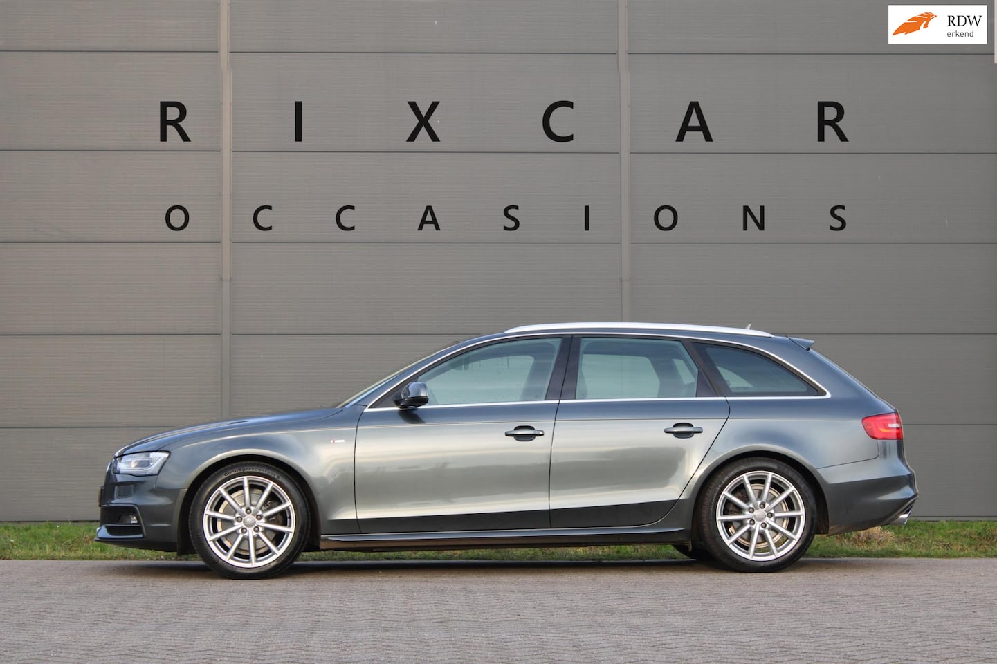 Audi A4 Avant - 1.8 TFSI Sport Edition S-Lline B&O - AutoWereld.nl