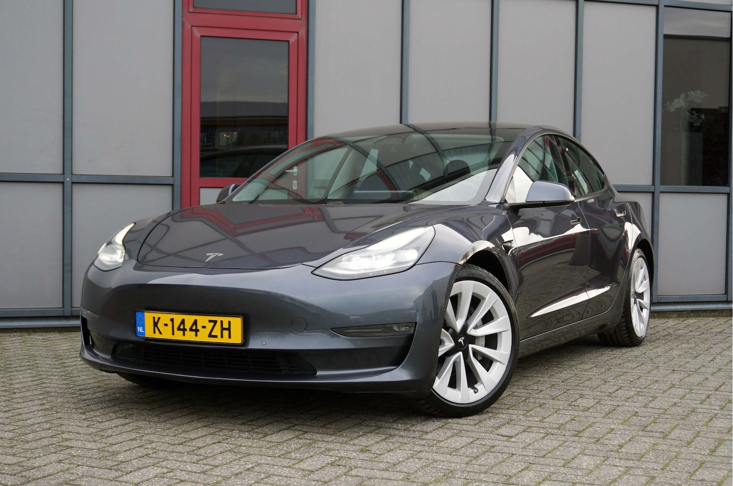 Tesla Model 3 - Long Range RWD Long Range AWD 75kWh Trekhaak - AutoWereld.nl