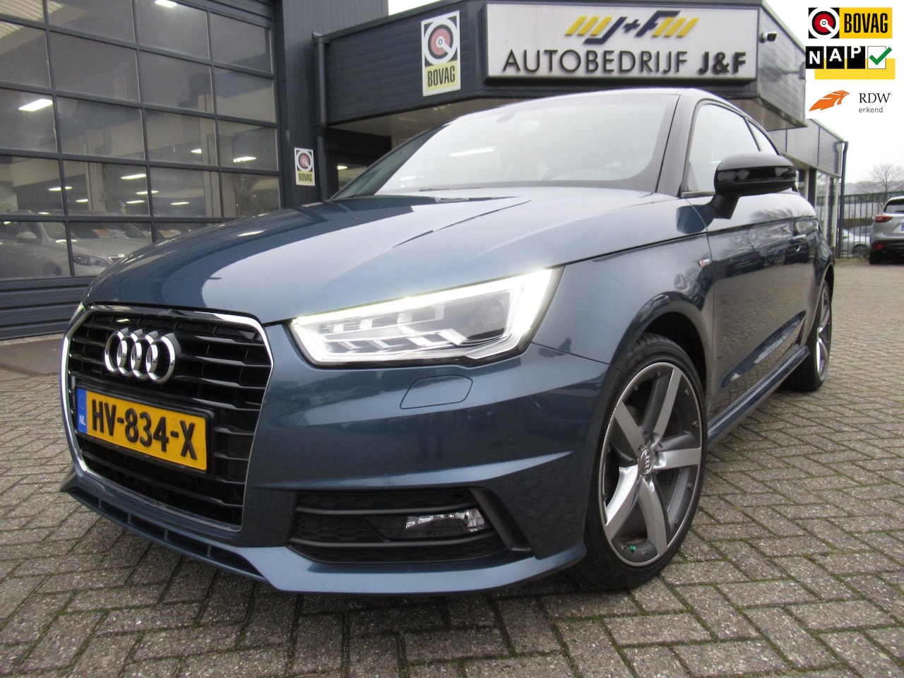 Audi A1 - 1.0 TFSI Sport / S-Line / NAV / Bluetooth / LED - AutoWereld.nl