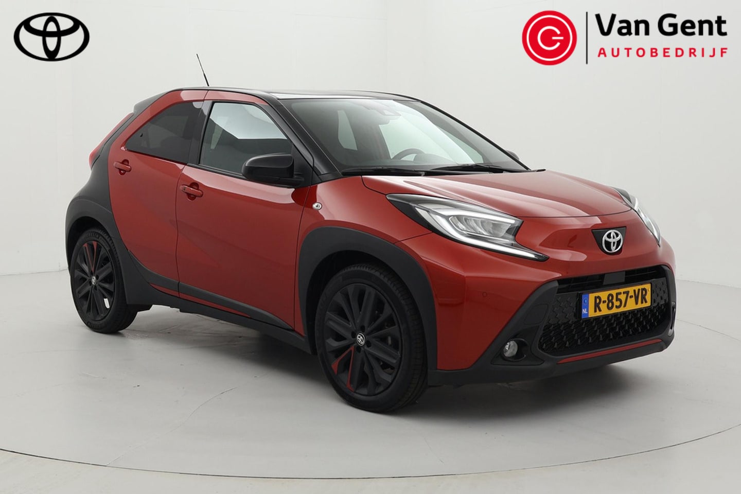 Toyota Aygo X - 1.0 VVT-i MT Premium | Navigatie | JBL | LED | Stoelverwarming | Adaptive Cruise | Keyless - AutoWereld.nl