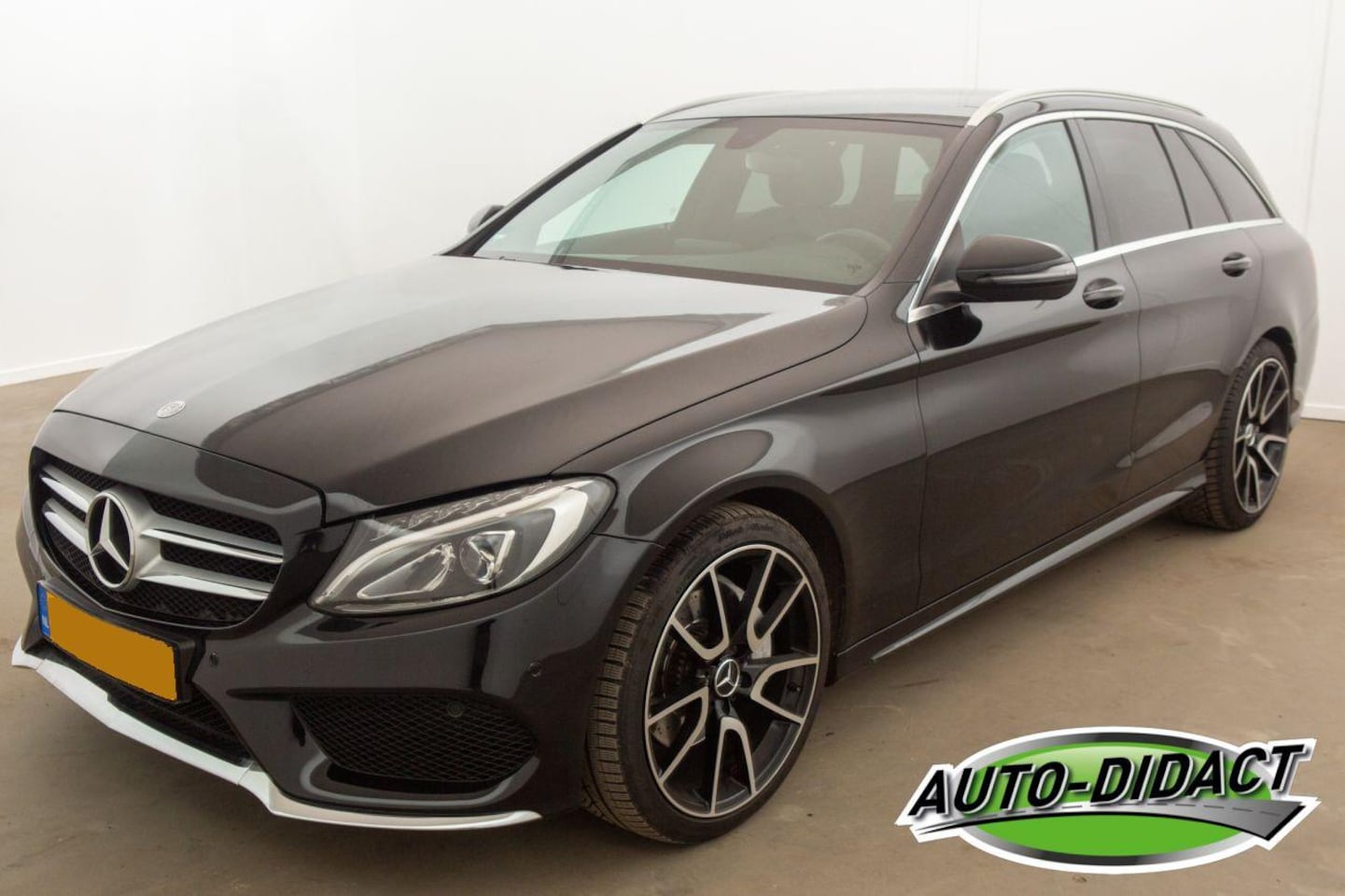 Mercedes-Benz C-klasse - 180 CDI Automaat Clima Navi Leder - AutoWereld.nl