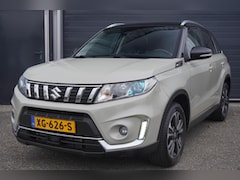 Suzuki Vitara - 1.0 Boosterjet Stijl | Trekhaak | Pano/Schuifdak | Navigatie |Vol Opties