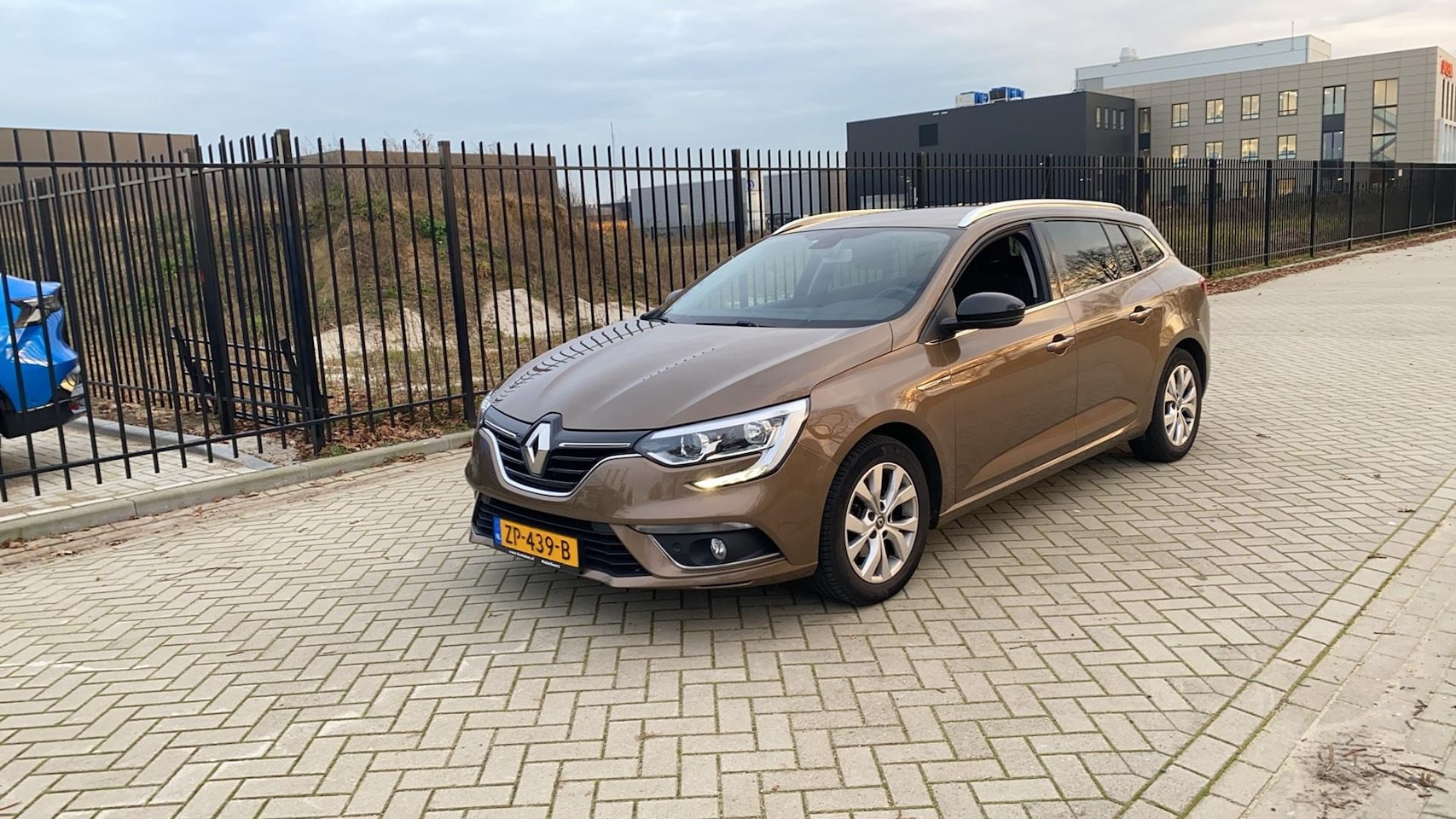Renault Mégane Estate - 1.3 TCe Limited 1.3 TCe Limited - AutoWereld.nl