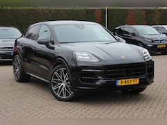 Porsche Cayenne Coupé - 3.0 E-Hybrid / Panoramadak / Camera / Luchtvering / Laser LED / Sportuitlaat / 22'' / Intr