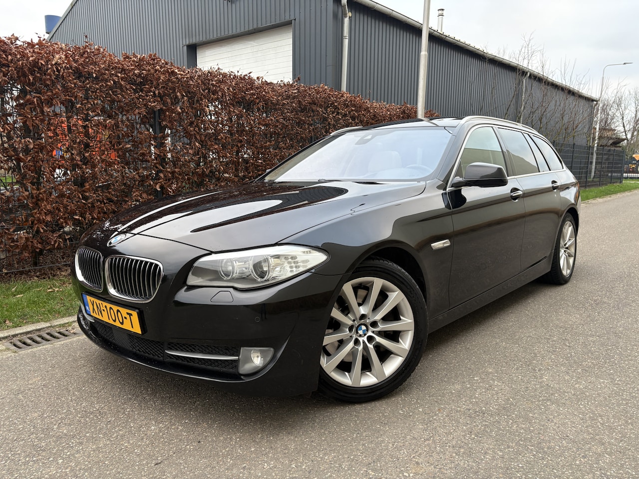 BMW 5-serie Touring - 525d High Executive / AUTOMAAT / PANORAMADAK / MEMORY / NAVI - AutoWereld.nl