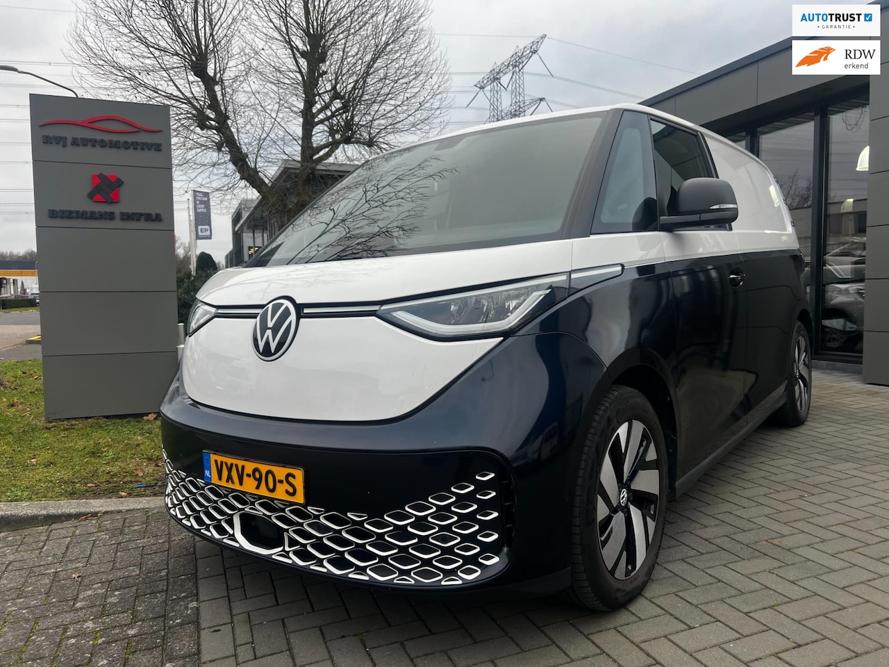 Volkswagen ID. Buzz Cargo - 77 kWh let op geen btw wagen dus dit is de prijs geen extra kosten meer erbij - AutoWereld.nl