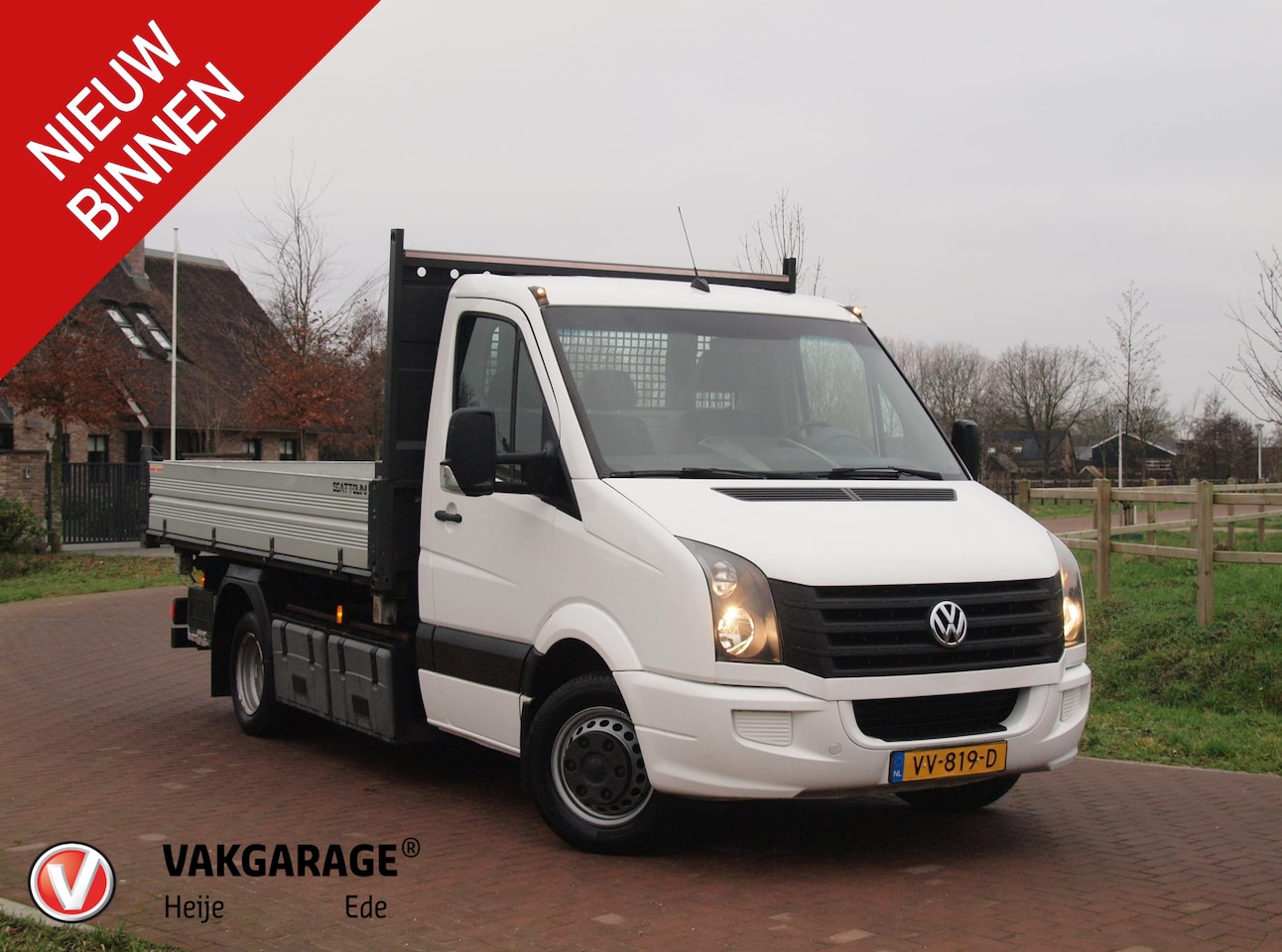 Volkswagen Crafter - 50 2.0 TDI L2H1 BM | Kieper | Airco | GVW teruggekeurd | Trekhaak | 1e eigenaar | - AutoWereld.nl