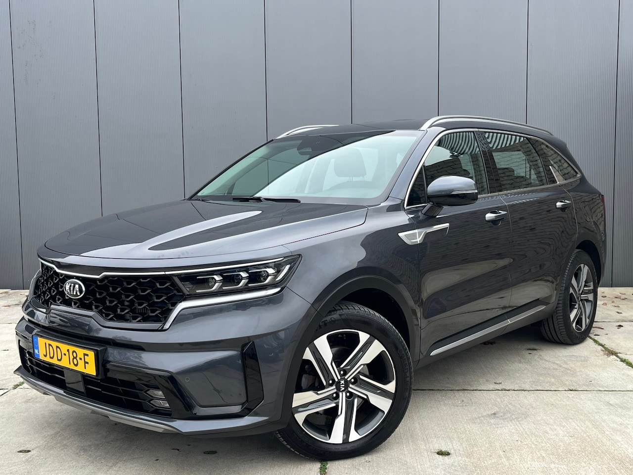 Kia Sorento - 1.6 T-GDi Plug-in Hybrid 4WD DynamicLine 7p. 1.6 T-GDI Plug-in Hybrid 4WD DynamicLine 7p. - AutoWereld.nl