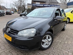 Volkswagen Golf - 1.6 FSI Trendline *NW. APK*CRUISE*AIRCO*TREKHAAK*ELEKTR. RAMEN*STUURBEKR