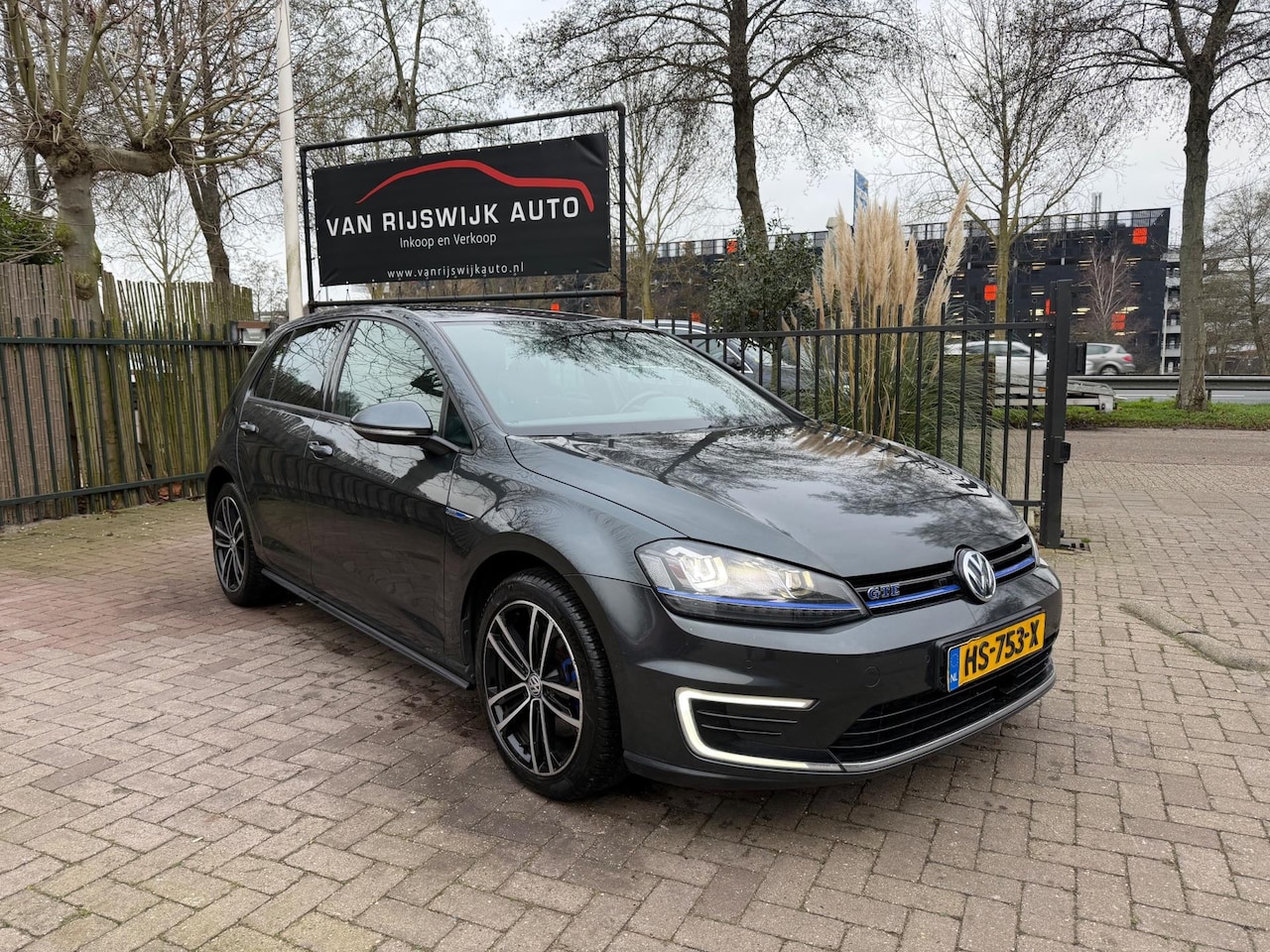 Volkswagen Golf - 1.4 TSI GTE Xenon Camera Pdc Cruise-con - AutoWereld.nl