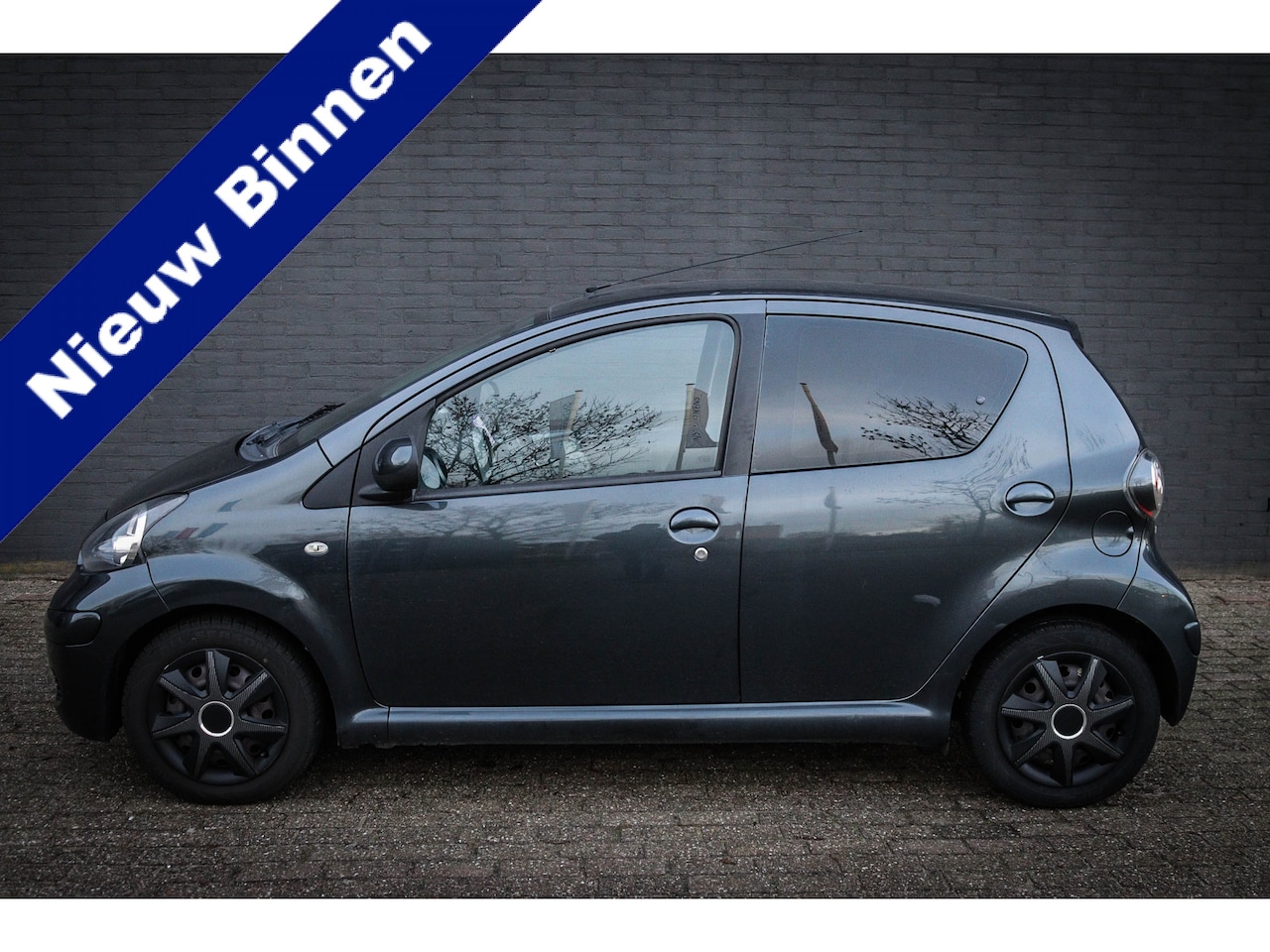 Toyota Aygo - 1.0-12V Comfort Navigator Net binnen - Nu al te bezichtigen - AutoWereld.nl