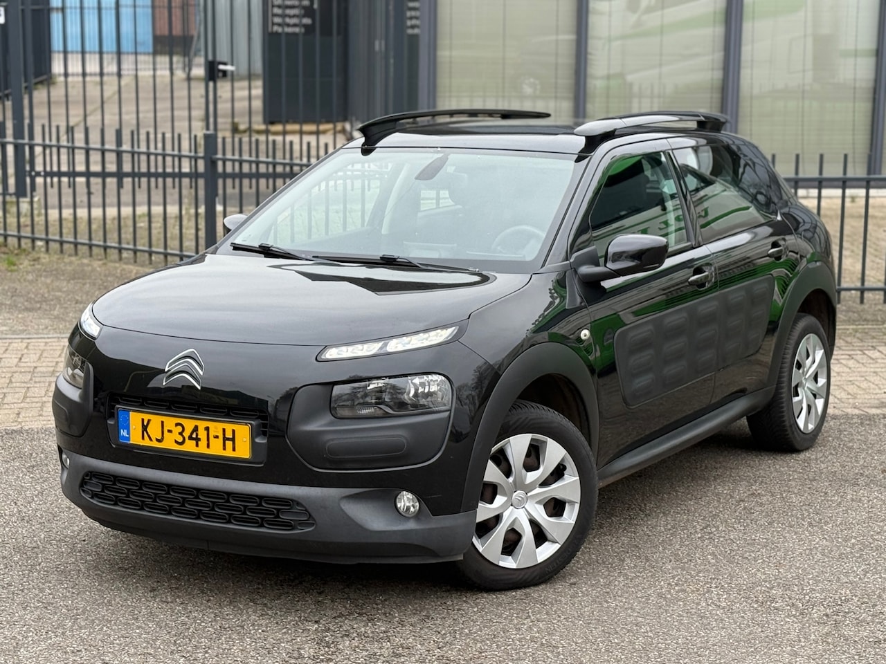 Citroën C4 Cactus - 1.2 PureTech Business APK| NAP - AutoWereld.nl