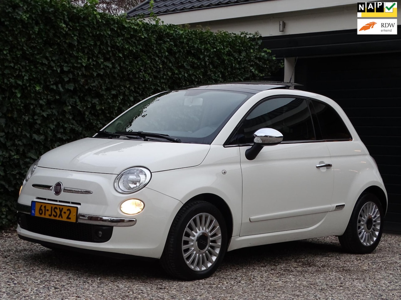 Fiat 500 - 1.2 Lounge | Automaat | Schuif- kanteldak | Bluetooth - AutoWereld.nl