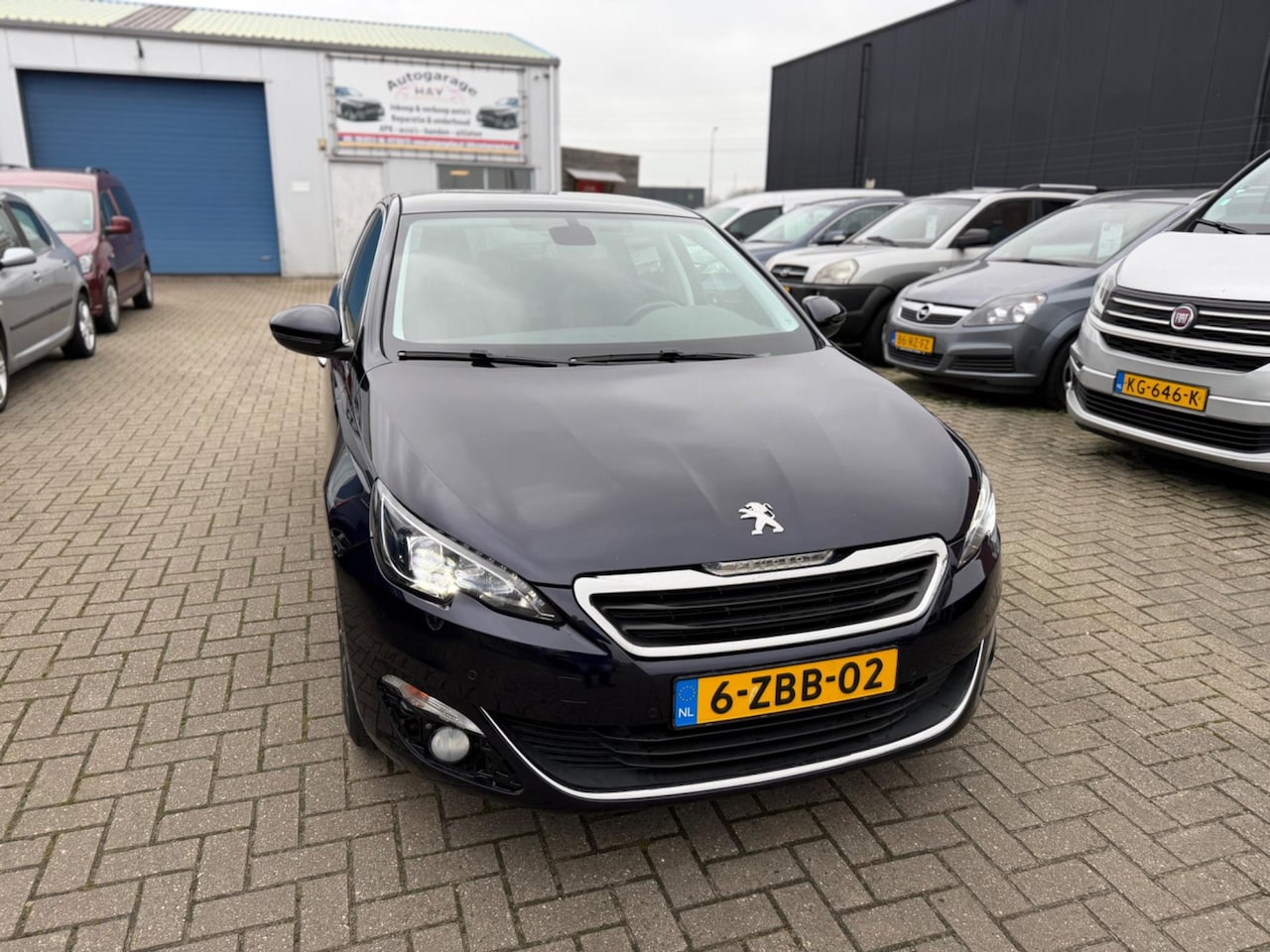 Peugeot 308 - 1.6 BlueHDi Blue Lease Premium 1.6 BlueHDi Blue Lease Premium - AutoWereld.nl