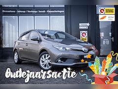 Toyota Auris - 1.8 Hybrid Aspiration*CAMERA*CLIMATE*LED