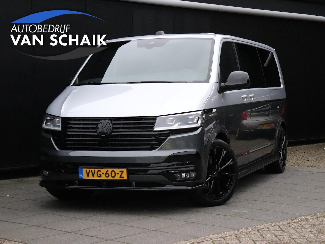 Volkswagen Transporter - 2.0 TDI 204 PK L2H1 30 Bulli | DUBBELE CABINIE | LEDER |  2X ELECTR -SCHUIFDEUR  | VIRTUAL - AutoWereld.nl