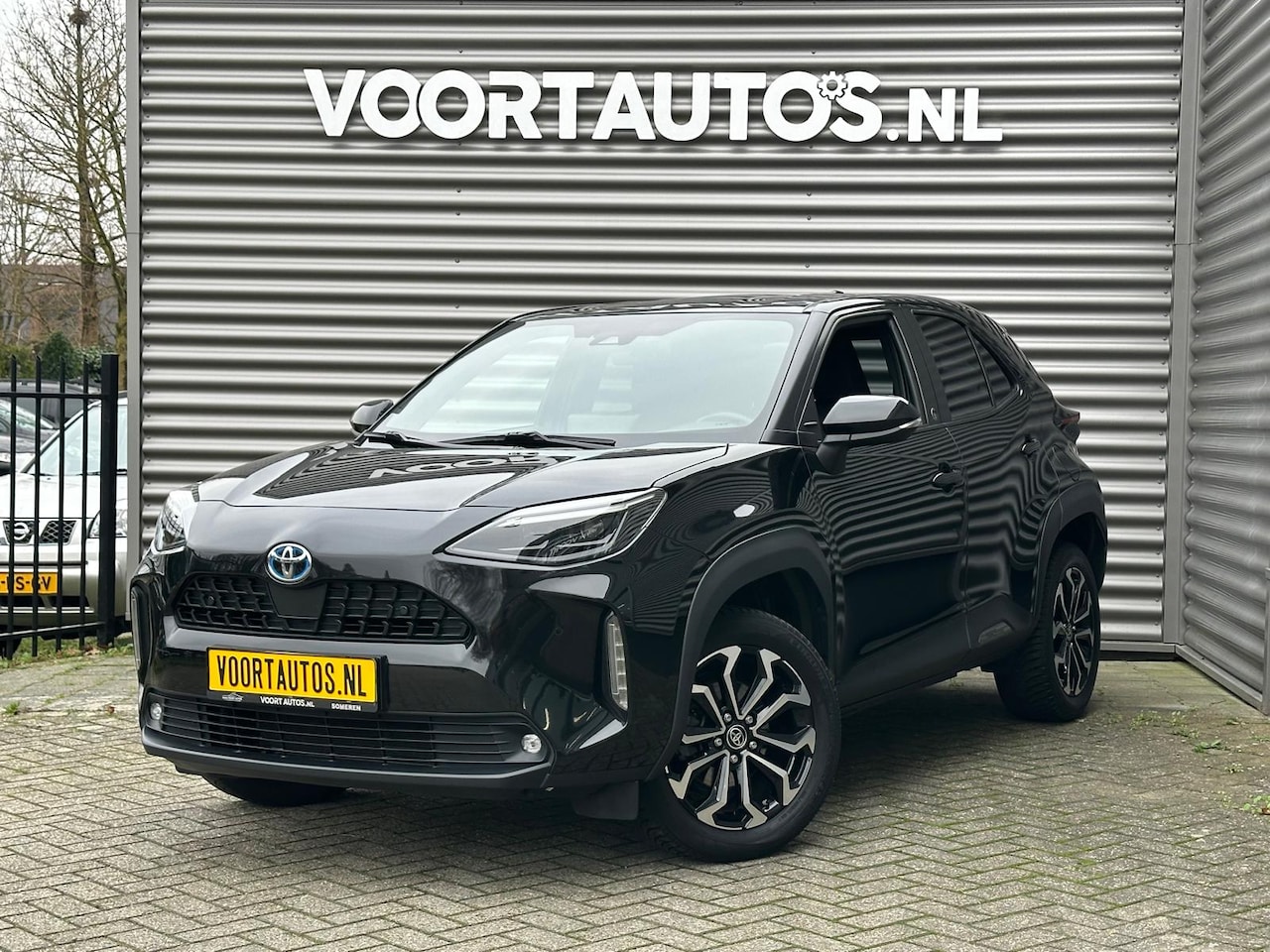 Toyota Yaris Cross - 1.5 Hybrid Dynamic | PDC VOOR EN ACHTER | APPLE CARPLAY | INKLAPBARE SPIEGELS | DODEHOEK D - AutoWereld.nl