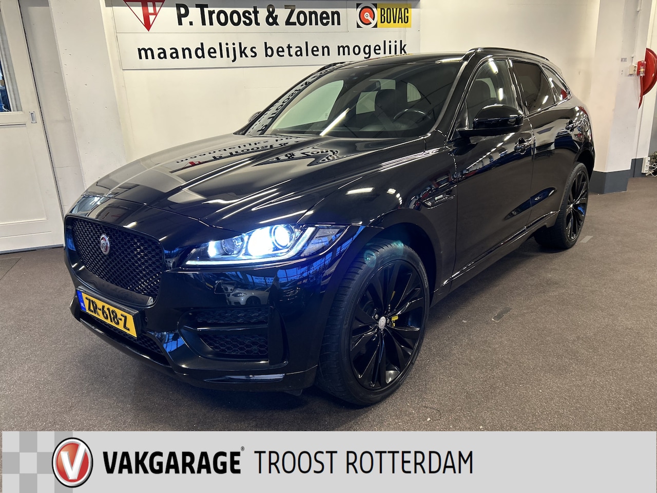 Jaguar F-Pace - 2.0 R-Sport AWD 25T | Panoramadak | Stoel+Stuurverwarming | Afneembare trekhaak | Memory s - AutoWereld.nl