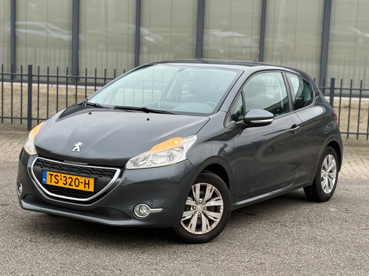 Peugeot 208 - 1.2 VTi Active N APK - AutoWereld.nl