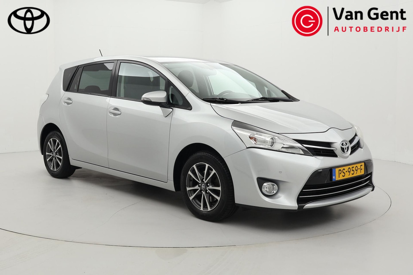 Toyota Verso - 1.8 VVT-i Aspiration | Trekhaak | Navigatie | Stoelverwarming | Parkeersensoren voor/achte - AutoWereld.nl