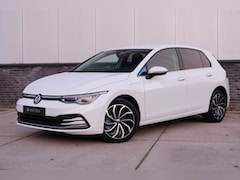 Volkswagen Golf - 1.4 eHybrid Style | Elek. Trekhaak | IQ-Light | Carplay | Memory | Navi | Sfeerverlichting