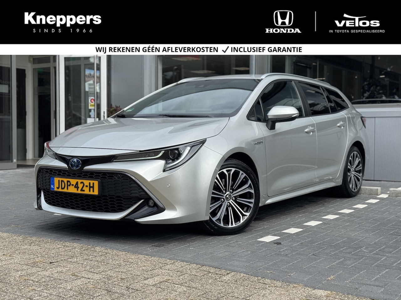 Toyota Corolla Touring Sports - 2.0 Hybrid Style | GEEN AFLEVERKOSTEN |  Navigatie, Dodehoekdetectie, Parkeersensoren V+A - AutoWereld.nl