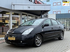 Toyota Prius - 1.5 VVT-i Tech Edition - Navigatie