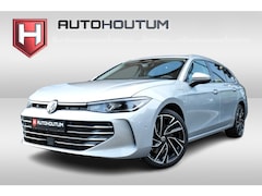 Volkswagen Passat Variant - 1.5 eHybrid Elegance Business Trekhaak, Panoramadak, Ach