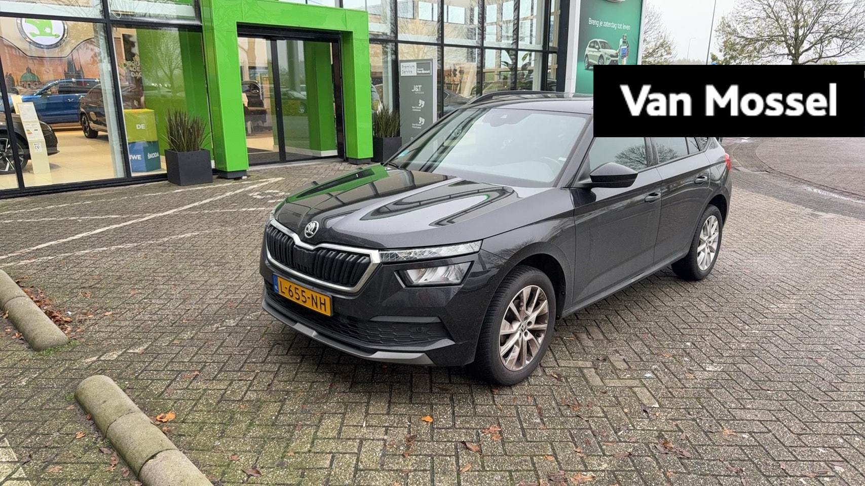 Skoda Kamiq - 1.0 TSI Sport Business 110 PK | Automaat | Trekhaak | Navigatie | Apple Carplay & Android - AutoWereld.nl