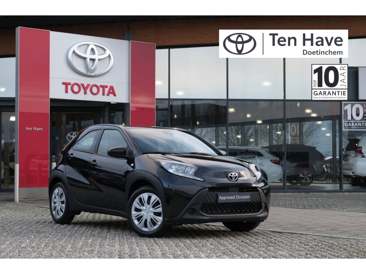 Toyota Aygo X - 1.0 VVT-i 72PK MT Play | Apple Carplay & Android Auto | 17” stal - AutoWereld.nl