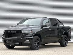 Dodge Ram 1500 - 3.0 V6 4x4 Crew Cab Laramie night
