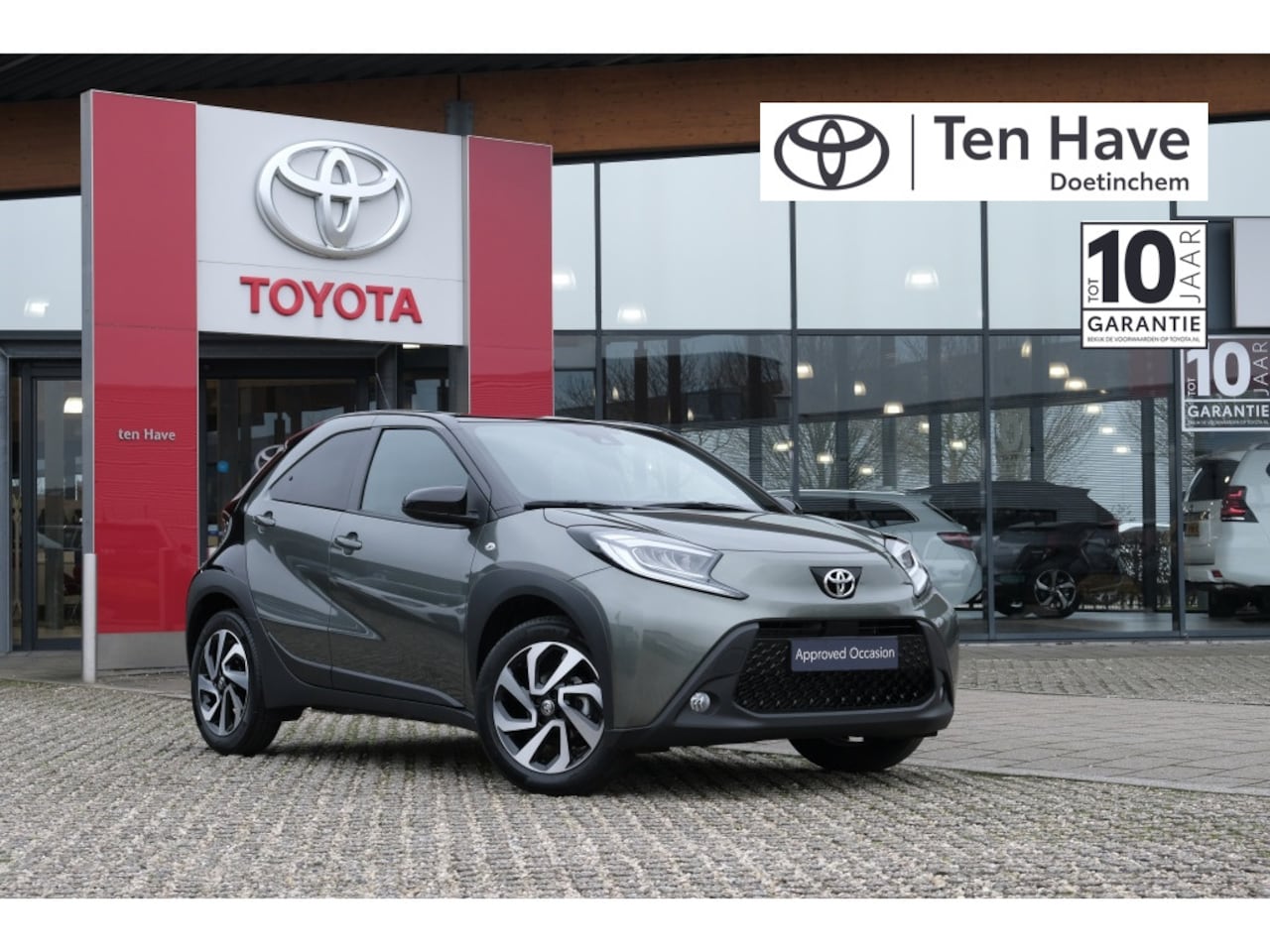 Toyota Aygo X - 1.0 VVT-i 72PK MT PLAY | Apple Carplay & Android Auto | – 17” li - AutoWereld.nl