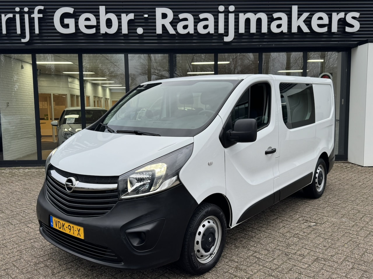 Opel Vivaro - 1.6 CDTI DC *Airco*6-Persoons*25 stuks op voorraad!!* - AutoWereld.nl
