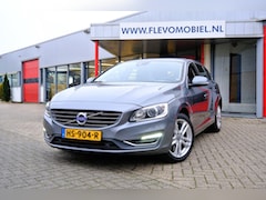 Volvo V60 - 2.4 D6 Twin Engine Summum Aut. Leder|HarmanKardon|Xenon|Navi|BLIS