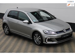 Volkswagen Golf - GTE 1.4 TSI PHEV LED Navi Camera Carplay