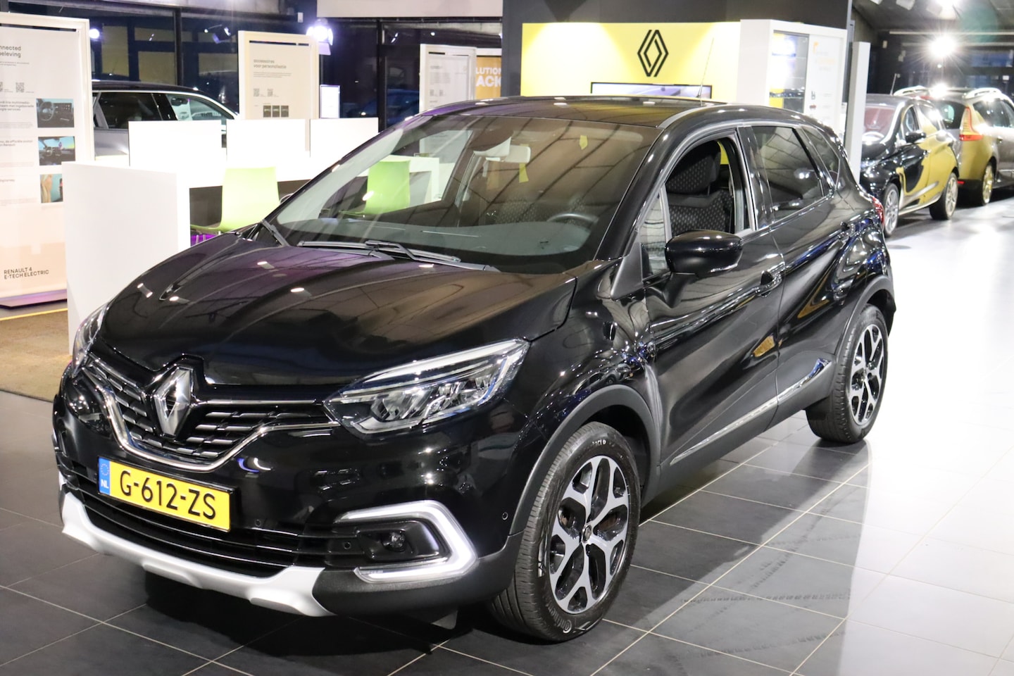 Renault Captur - TCe 150pk EDC Automaat Intens - AutoWereld.nl