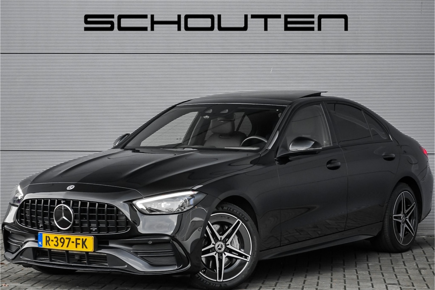 Mercedes-Benz C-klasse - 300 e AMG Line Pano LED HUD ACC Trekhaak - AutoWereld.nl