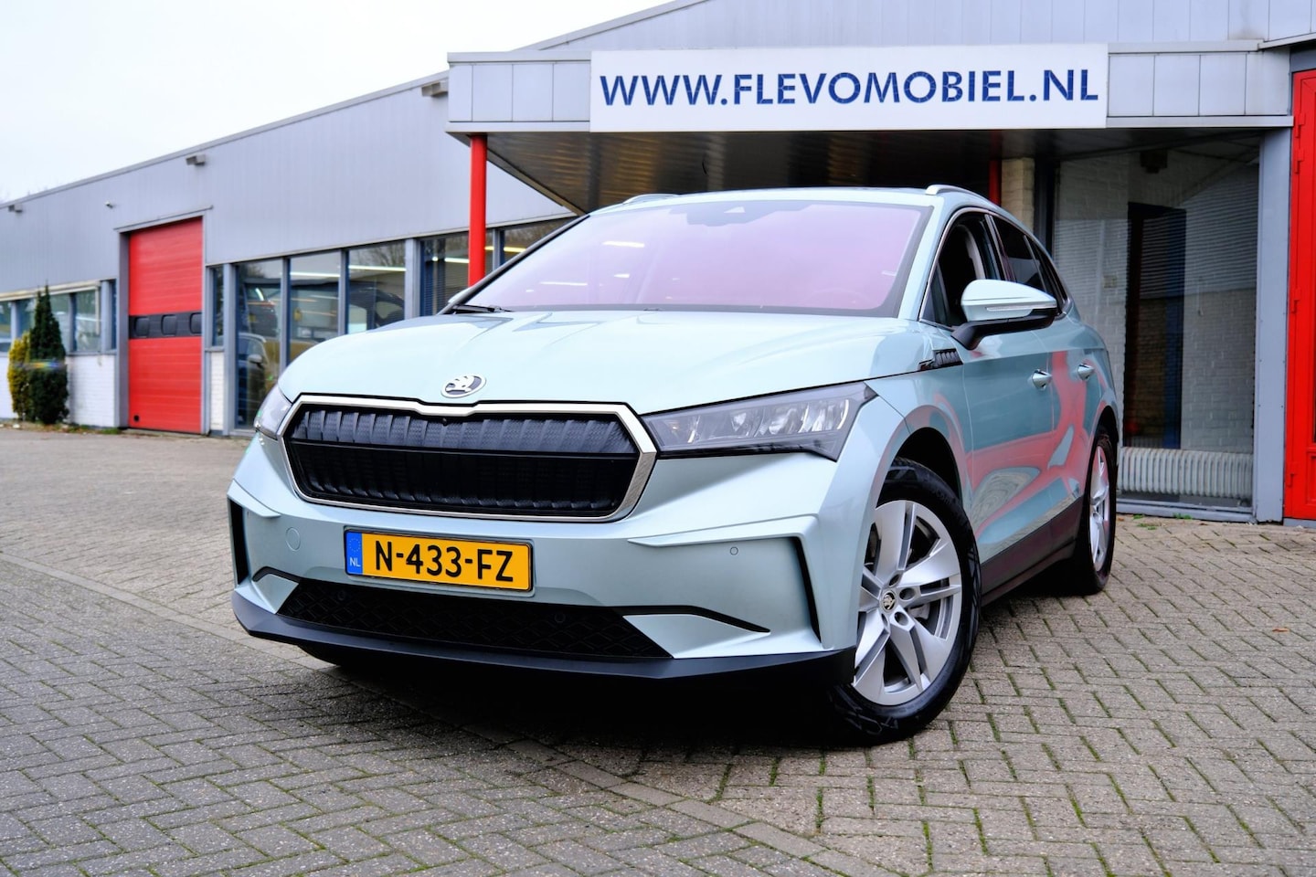 Skoda Enyaq iV - 80 204pk Aut. Pano|360Cam|1e Eig|Navi|LMV|SmartLink - AutoWereld.nl