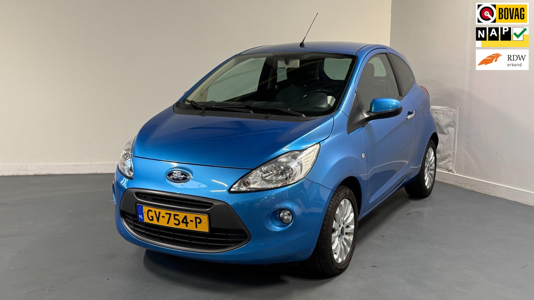 Ford Ka - 1.2 Titanium X | NL-AUTO | PARKEERSENS. | STOELVERWARM. | VOORRUITVERWARM. | - AutoWereld.nl
