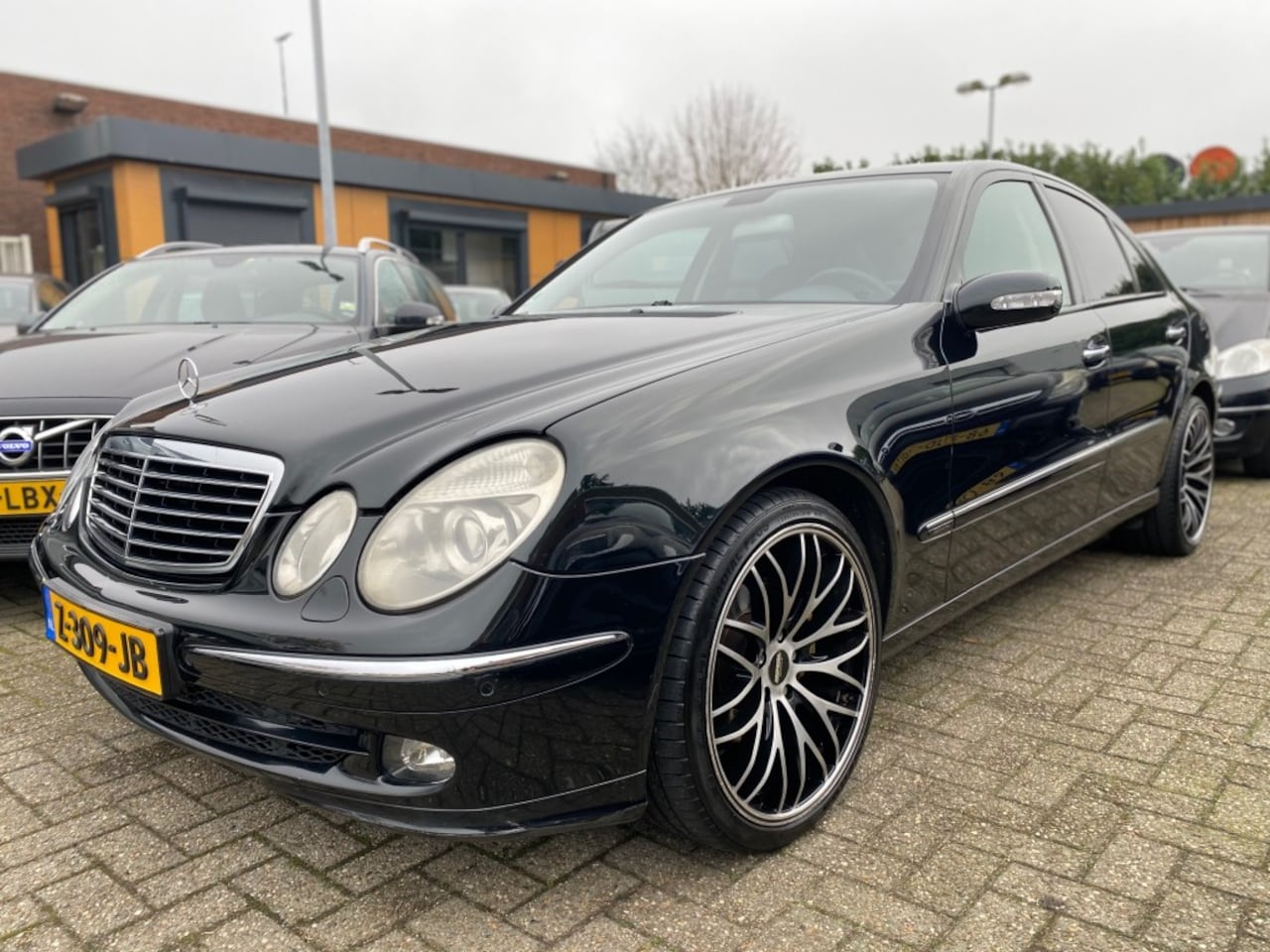 Mercedes-Benz E-klasse - 240 Elegance Automaat ECC PDC 19'LM velgen - AutoWereld.nl