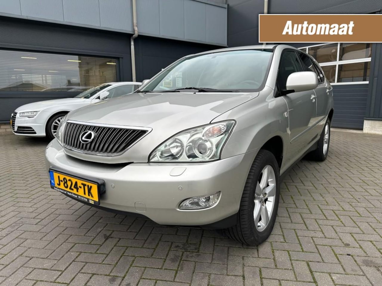 Lexus RX - RX300 Automaat met navigatie, airco, PDC, cruise control - AutoWereld.nl