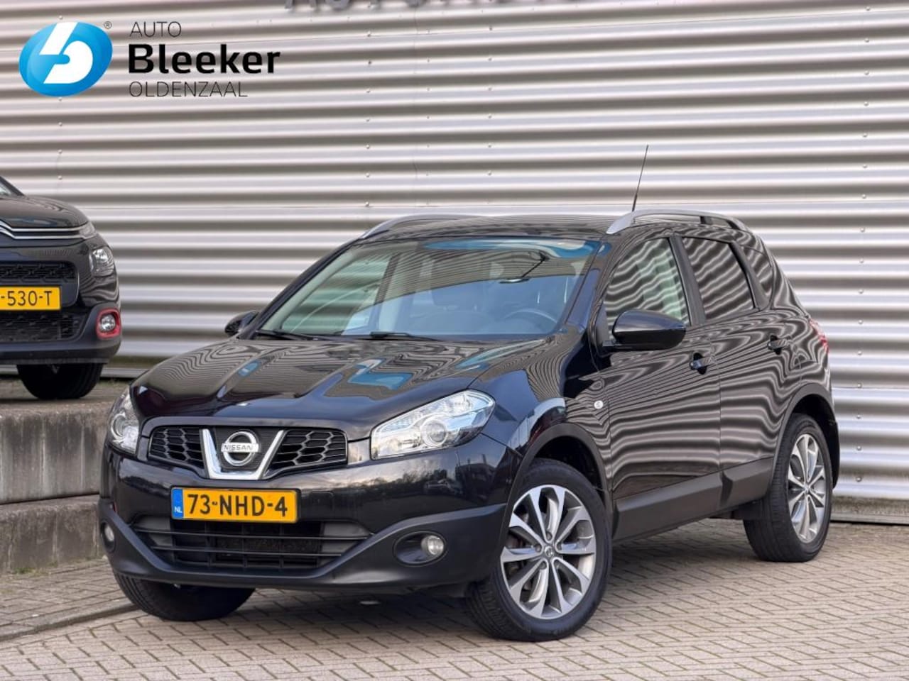 Nissan Qashqai - 1.6-16v 114Pk Connect Edition Airco Panorama dak Navi Cruise Trekhaak - AutoWereld.nl