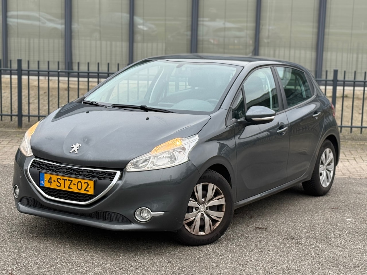 Peugeot 208 - 1.2 e-VTi Active | Automaat | N APK - AutoWereld.nl
