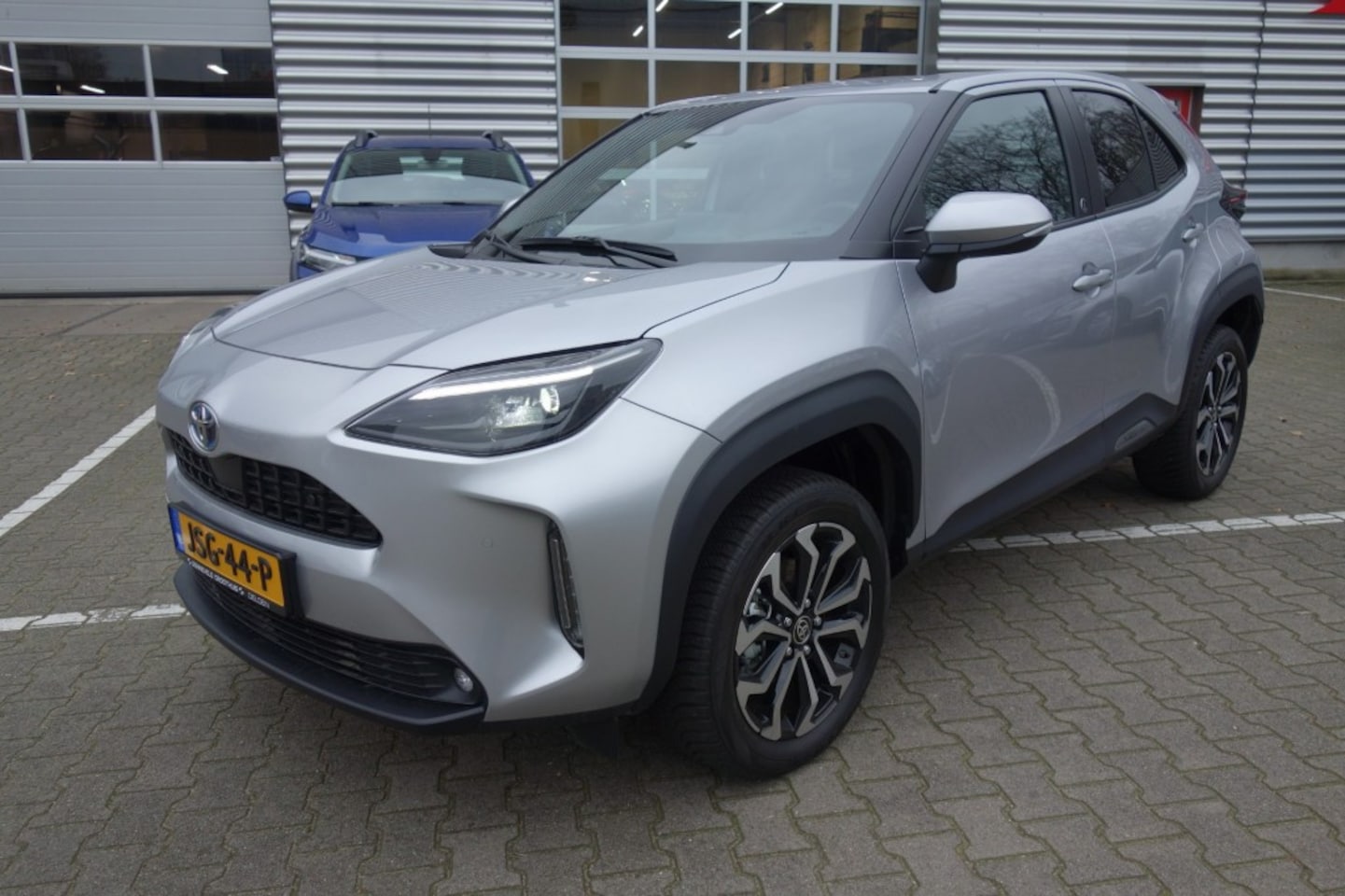 Toyota Yaris Cross - 1.5 Hybrid Dynamic 1.5 HYBRID DYNAMIC, Winterpakket, All Season - AutoWereld.nl