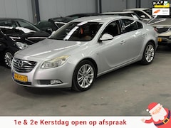 Opel Insignia - 1.8 Edition / 6 Bak / Nieuwe APK / Nette Auto