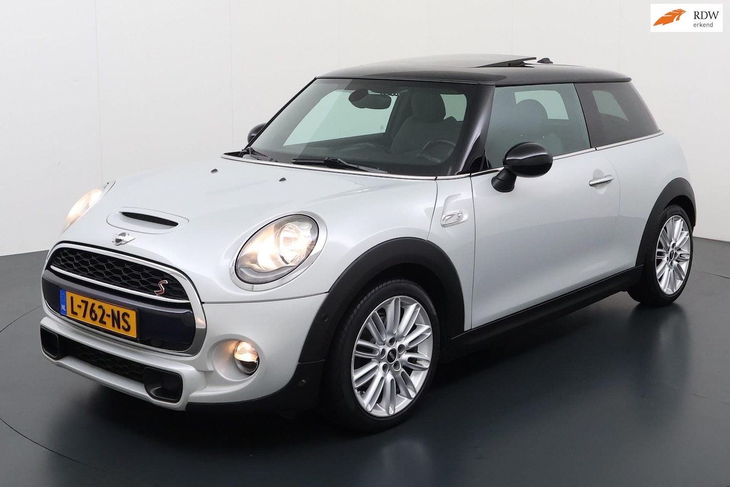 MINI Cooper S - Mini 2.0 Chili, panormadak, harman kardon - AutoWereld.nl