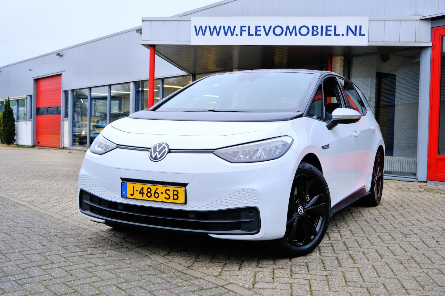 Volkswagen ID.3 - First 58 kWh Aut. Navi|CarPlay|1e Eig|Stoelverw|LMV|Adapt.Cruise - AutoWereld.nl