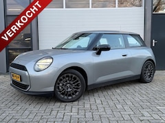 MINI Cooper - (j01) E Essential 40, 7kWh 184pk