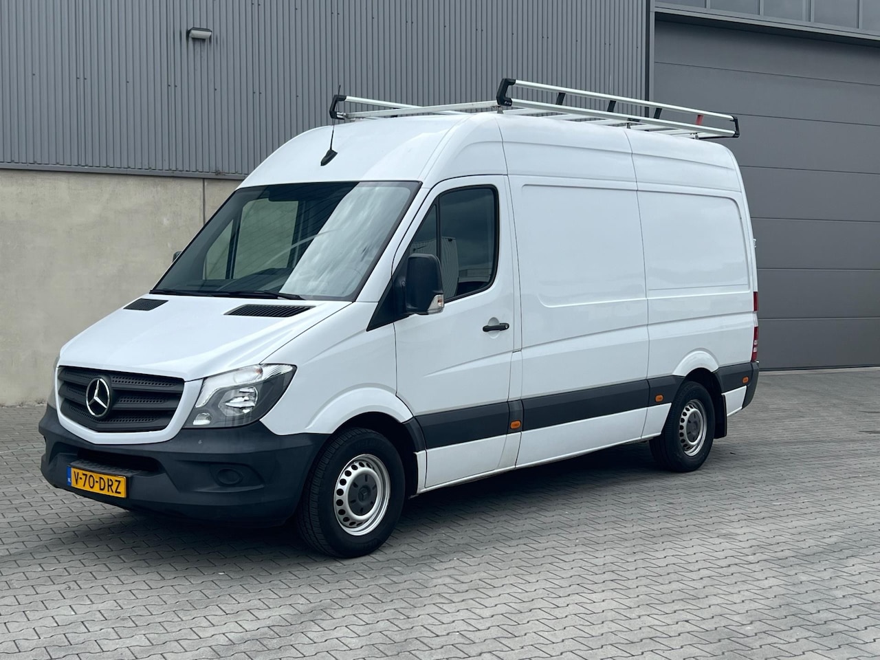 Mercedes-Benz Sprinter - 314 2.2 CDI 366 EHD AIRCO+NAVI+CRUISE+TREKHAAK - AutoWereld.nl