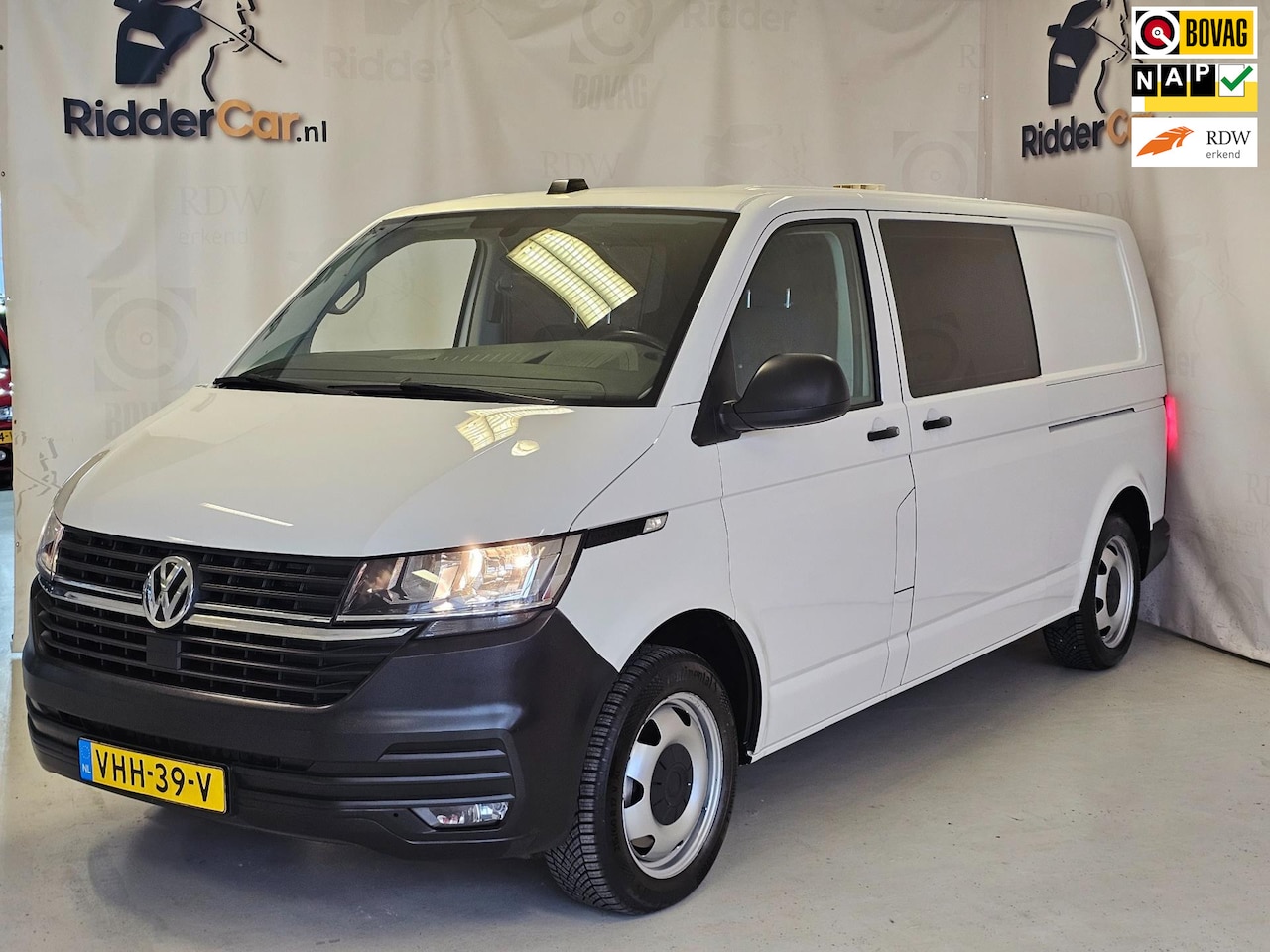 Volkswagen Transporter - 2.0 TDI L2H1 30 DC|1E EIG|NAP|CRUISE|CARPLAY|TREKHAAK|EURO 6| - AutoWereld.nl